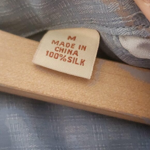 Tommy Bahama Shirt Mens Medium Blue 100% Silk Button Up Jacquard Hawaiian Casual - Picture 5 of 10